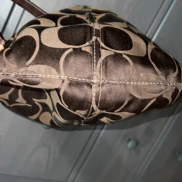 Vintage Coach shoulder bag - Picture 8 of 8